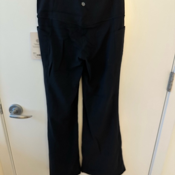 NWT Athleta Salutation Stash Flare Pant - Picture 5 of 7